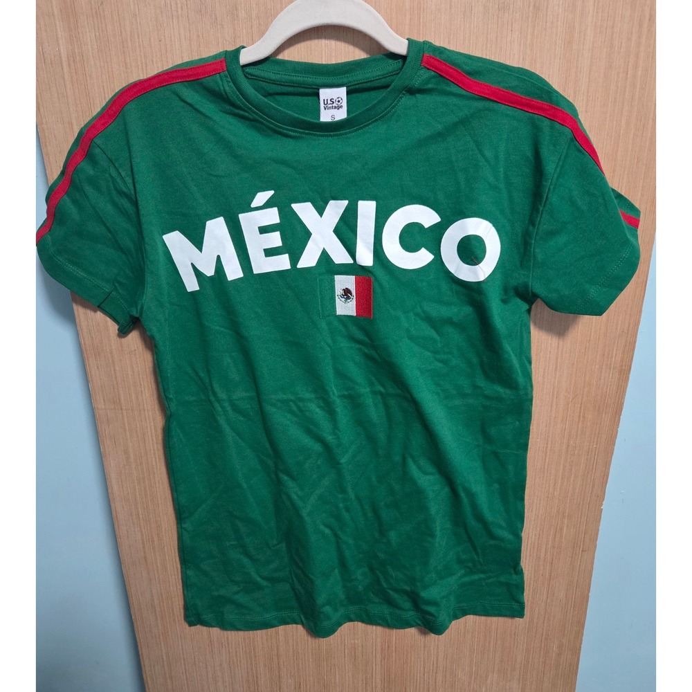 US Vintage Mexico T-Shirt Green Red Stripe Soccer Graphic Tee Mens Small NWT